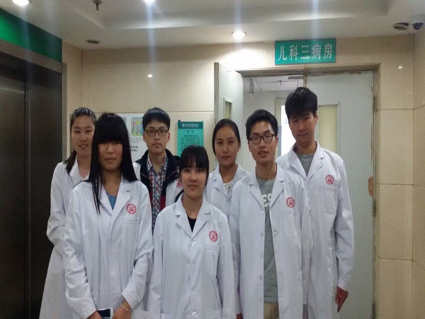 1461655517784158.jpg 15级临五2班.jpg