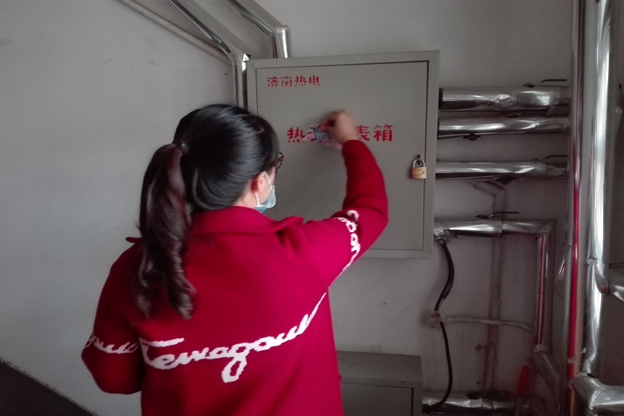 1479743449397514.jpg 14级临七2班赴明湖小区志愿服务-3.jpg